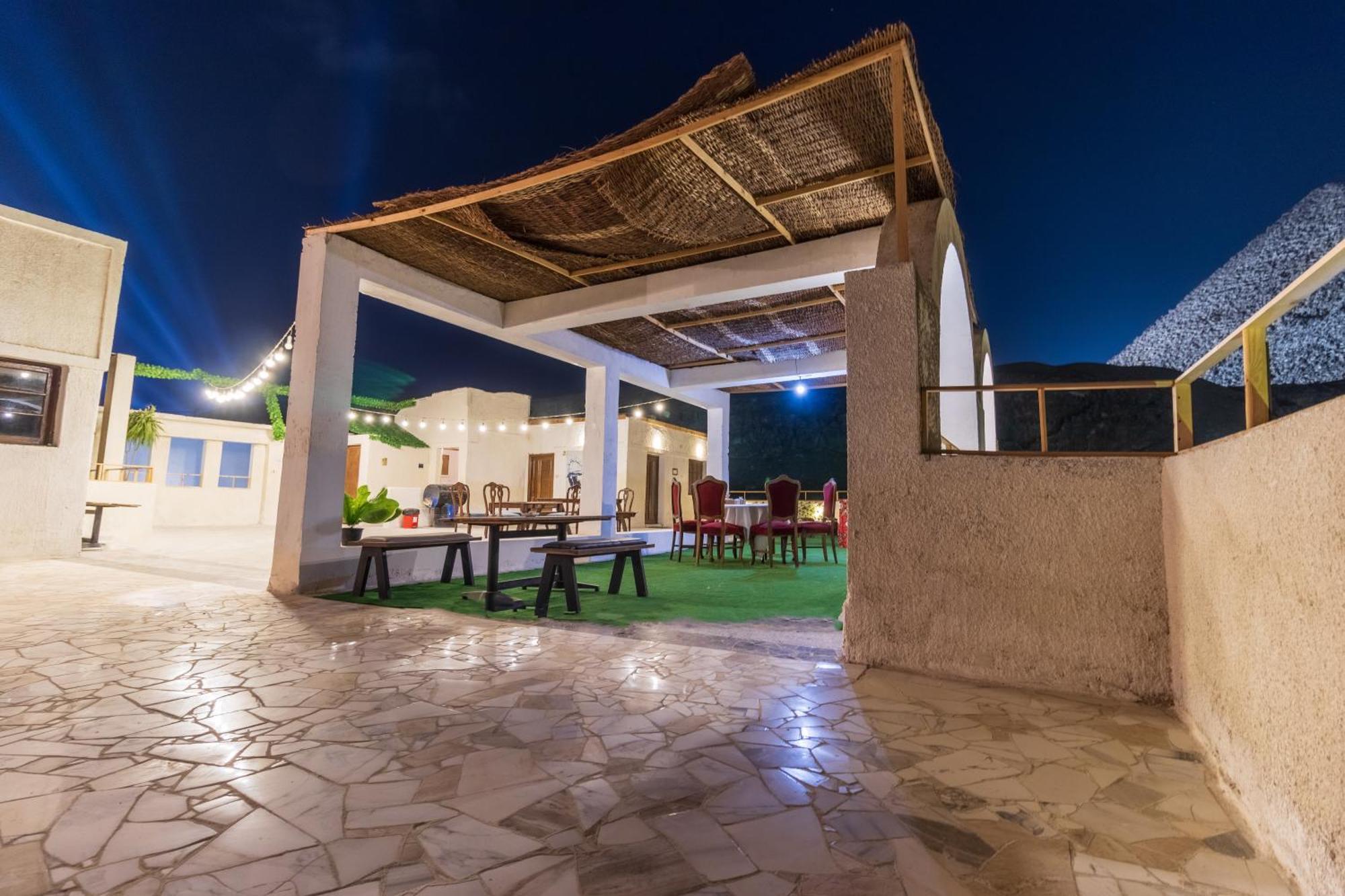 The Grand Pyramids View Hotel Kafret el-Gabal Buitenkant foto
