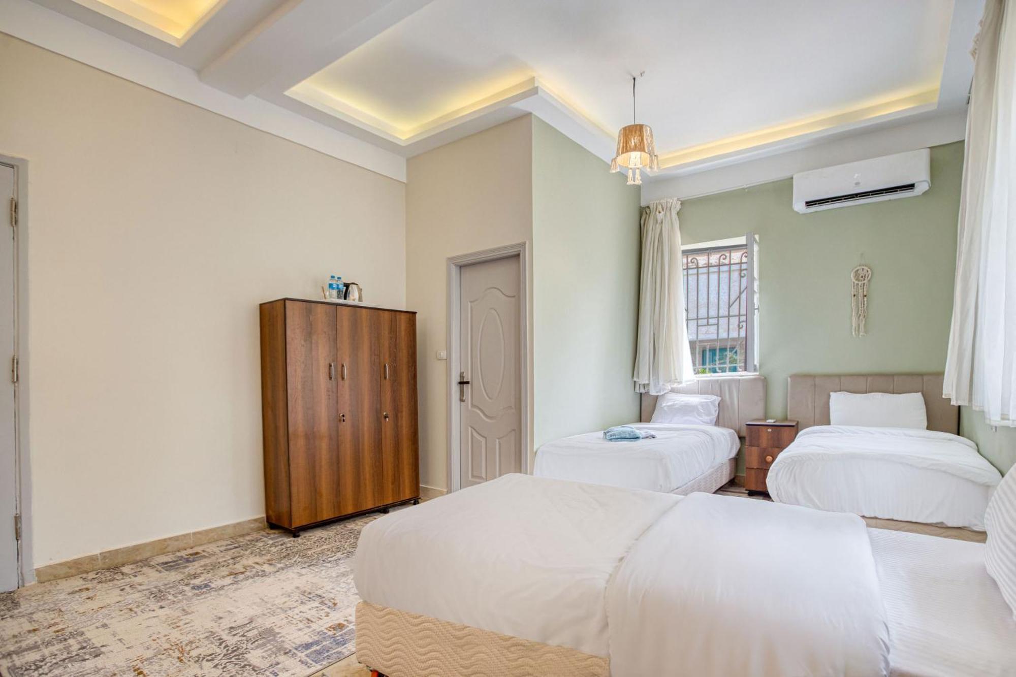 The Grand Pyramids View Hotel Kafret el-Gabal Kamer foto