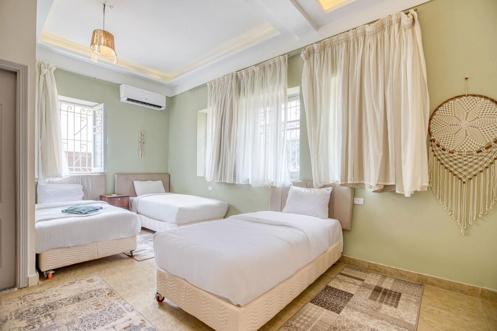 The Grand Pyramids View Hotel Kafret el-Gabal Kamer foto