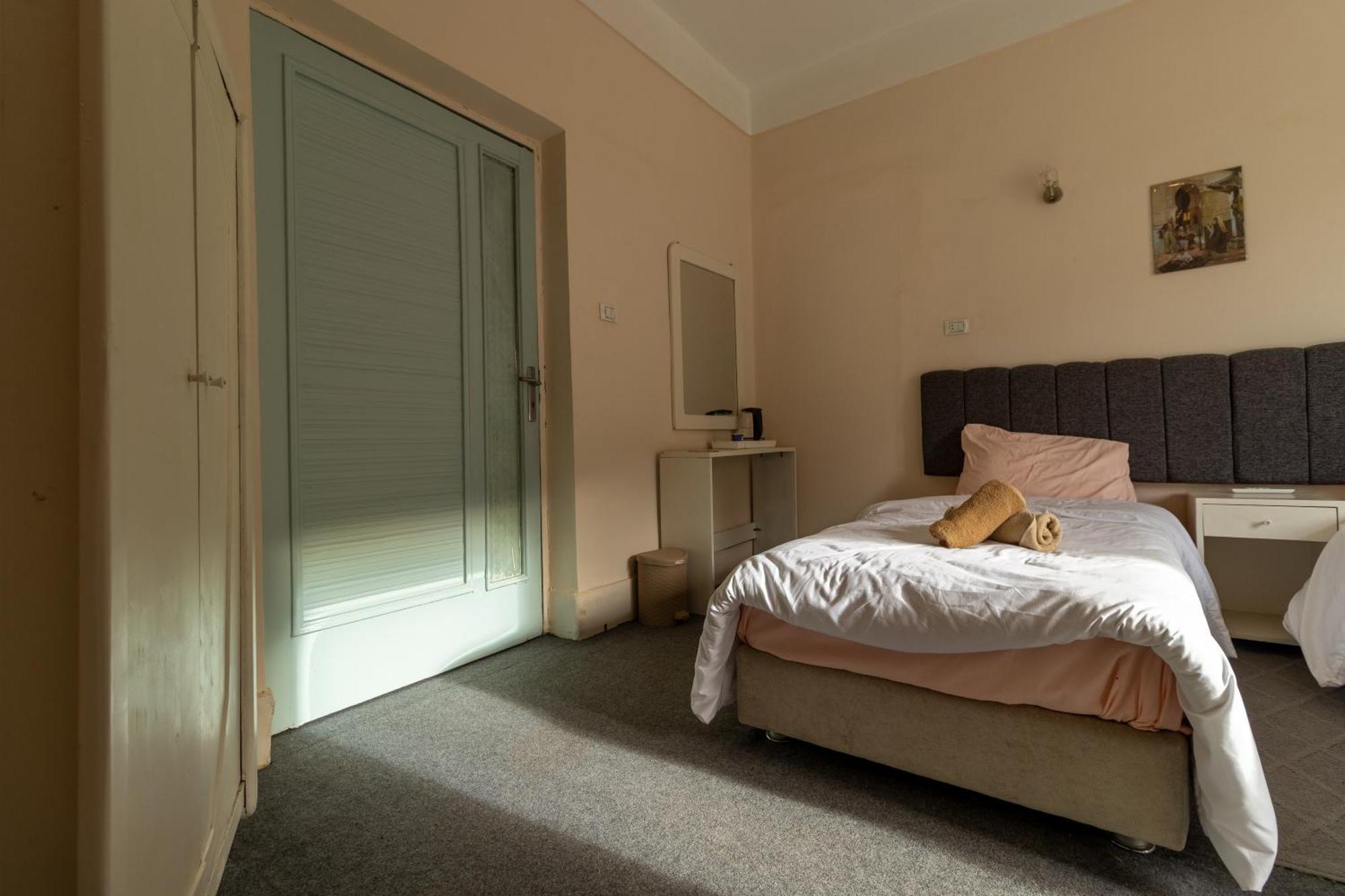The Grand Pyramids View Hotel Kafret el-Gabal Kamer foto