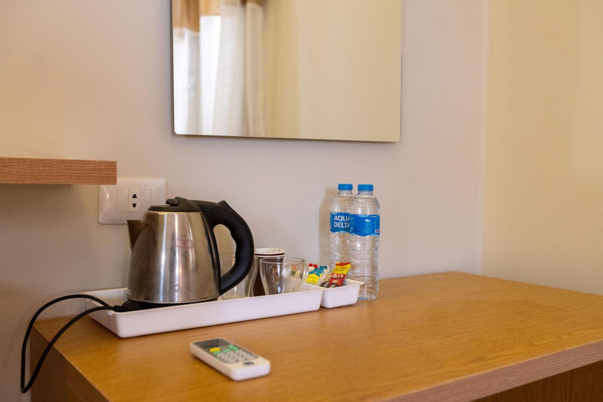 The Grand Pyramids View Hotel Kafret el-Gabal Kamer foto