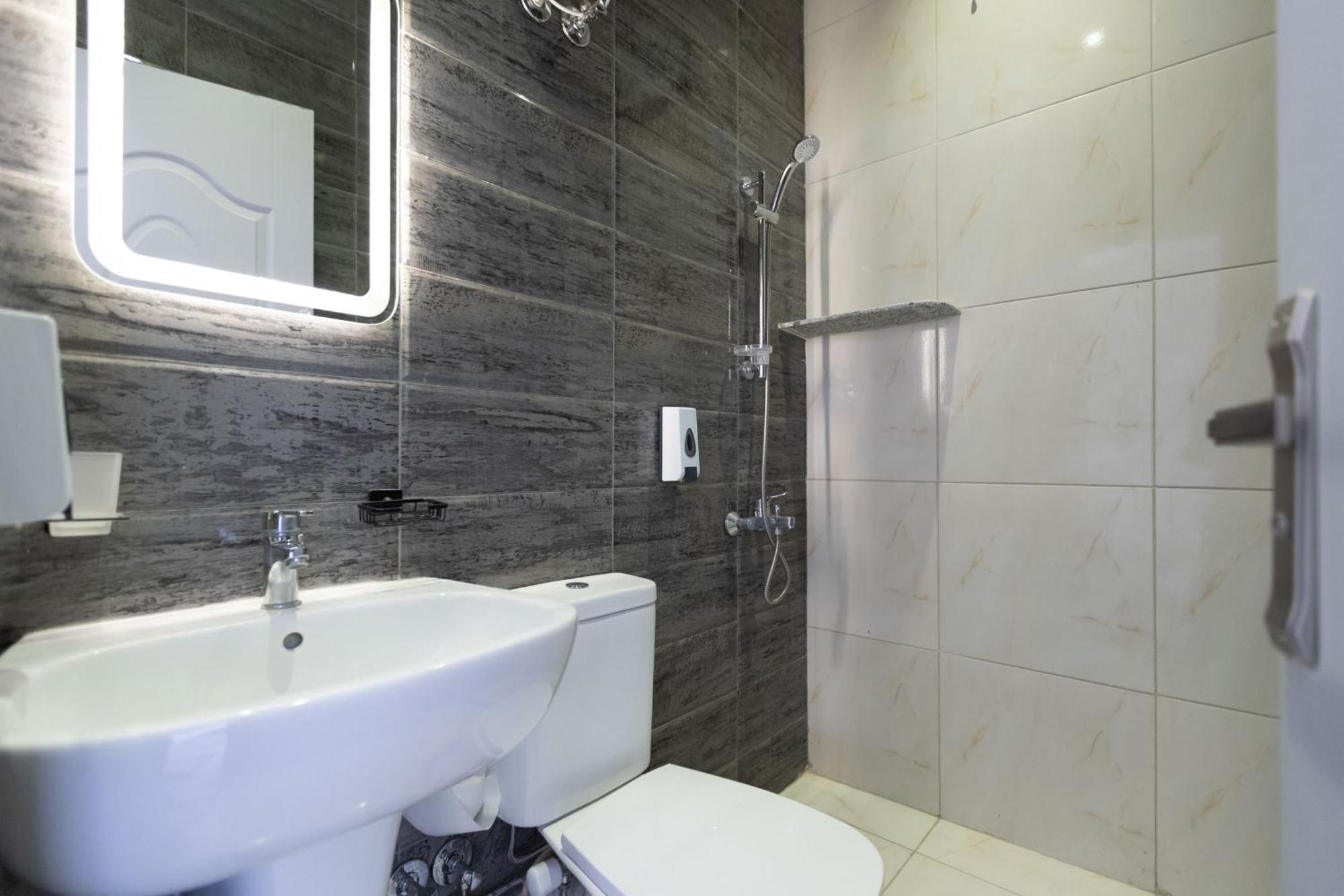 The Grand Pyramids View Hotel Kafret el-Gabal Kamer foto