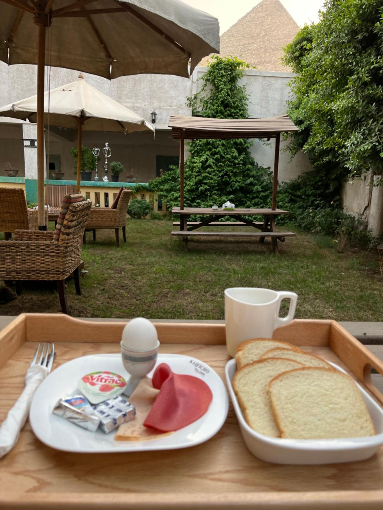 The Grand Pyramids View Hotel Kafret el-Gabal Buitenkant foto